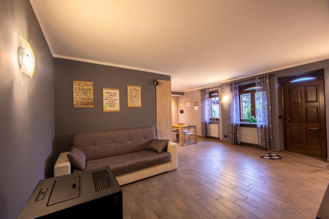 Binario 9 3/4 Bed & Breakfast Villafranca Piemonte Bagian luar foto